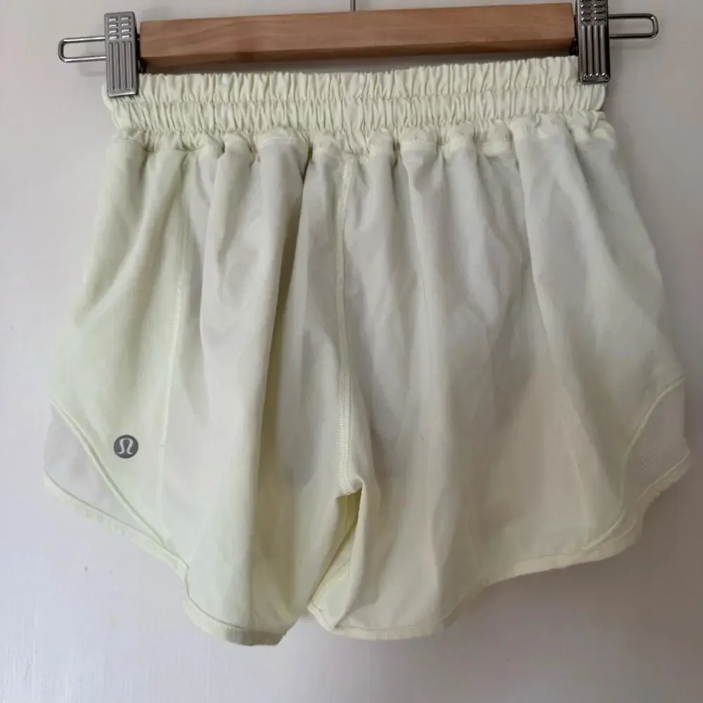 Lululemon Hotty Hot Low-Rise Lined Short 4